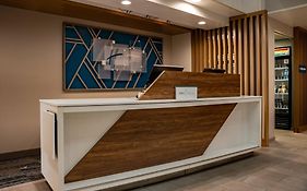 Holiday Inn Express Hotel & Suites West Chester By Ihg